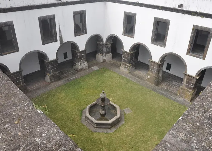 Convento De Sao Francisco Bauernhof *